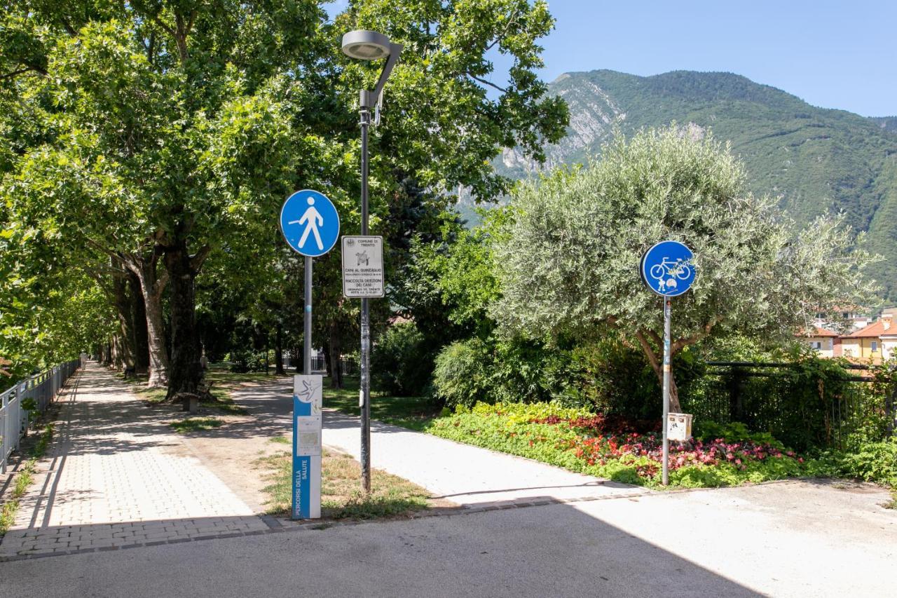 Appartamento Grande Al Ponte. Situato Vicino All'Ospedale, Al Parco E Al Centro Citta Trento Exteriér fotografie